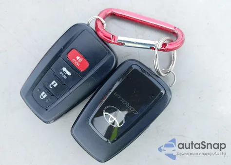 2020 Toyota Corolla Le из США, поврежденный, VIN JTDVPRAE0LJ078776